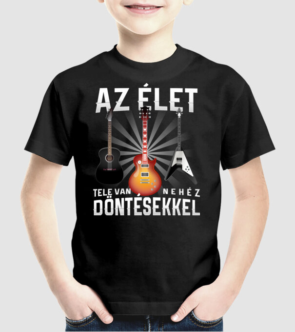  minta fekete pólón