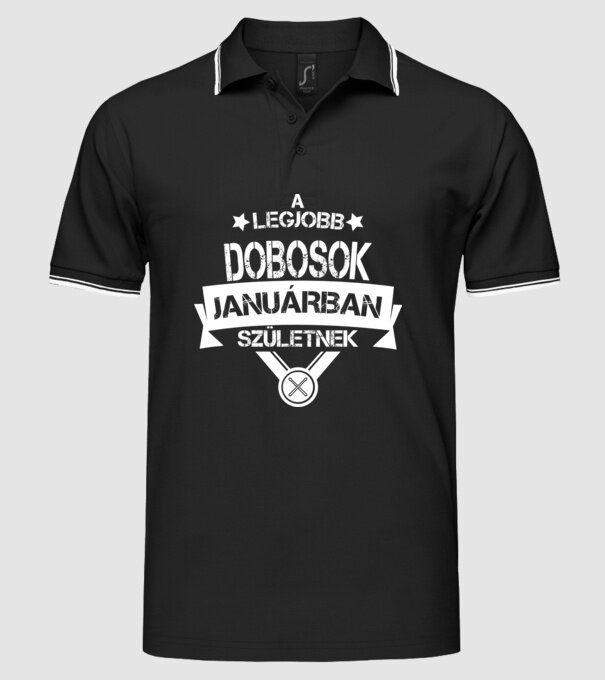  minta fekete pólón