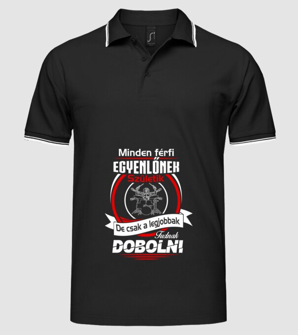  minta fekete pólón